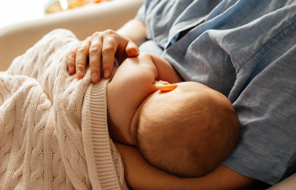 soin pour les mamelons crevassés